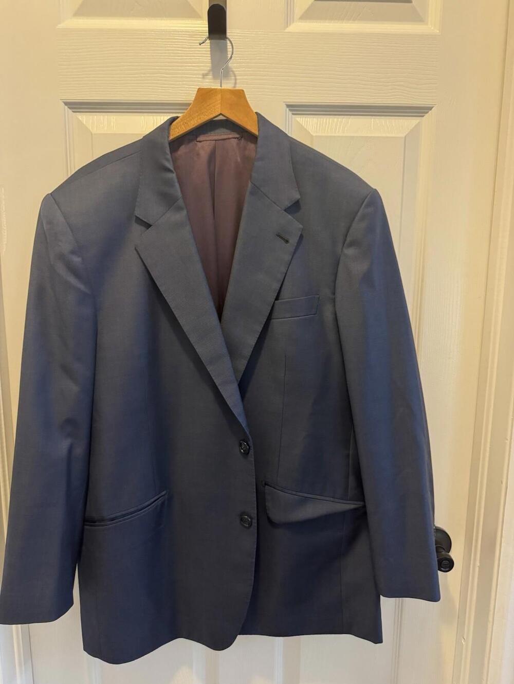 Men’s Roman Bartik Suit Coat Navy Chest Size 22, Sleeve 23